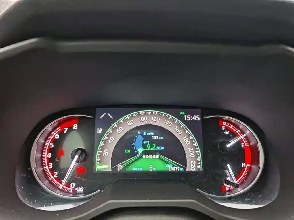 Toyota RAV4 2019 — фото 14