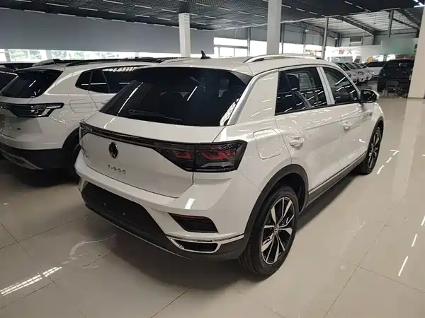 Volkswagen T-Roc 2025