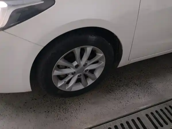 Kia K3 2016