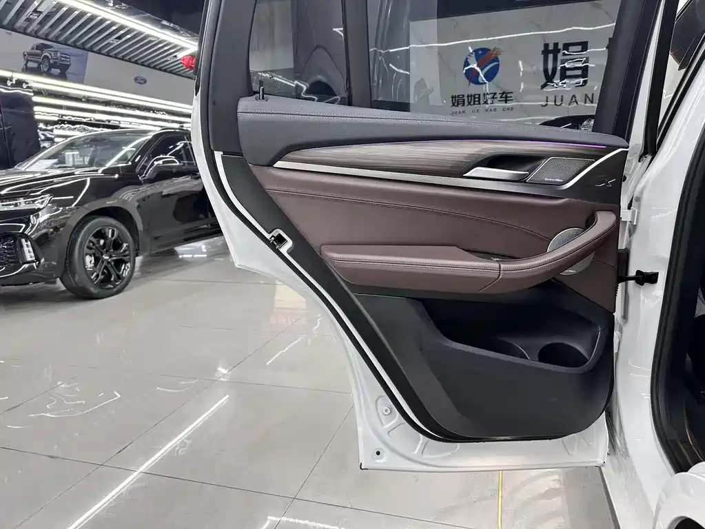 BMW X3 2020 — фото 17
