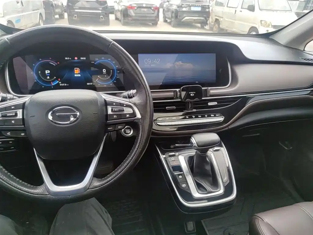 GAC Motor Trumpchi M6 2019 — фото 10