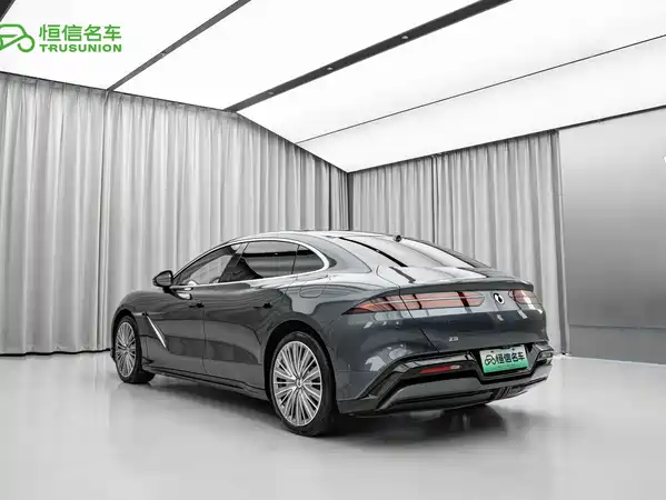 Denza Z9 2025