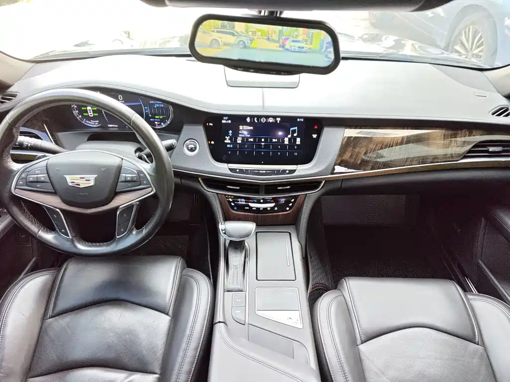 Cadillac CT6 2018 — фото 10