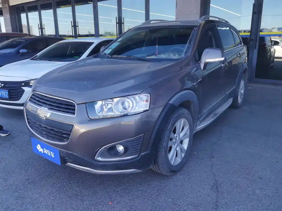 Chevrolet Captiva 2016 — фото 1