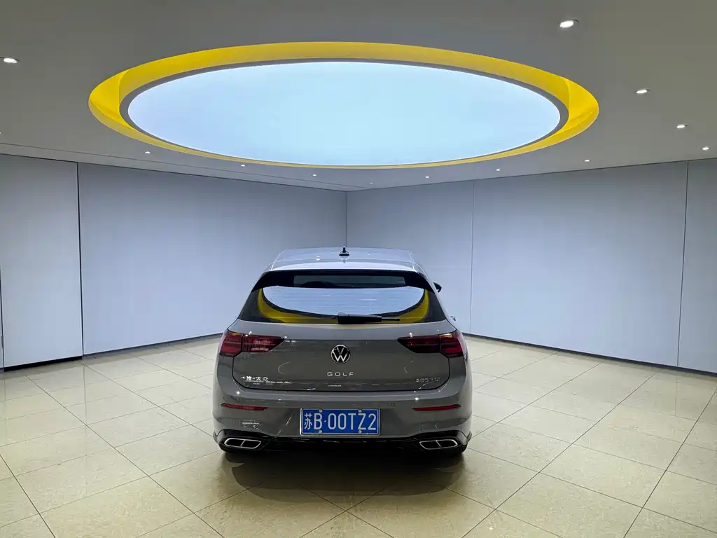 Volkswagen Golf 2022