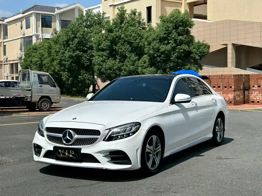 Mercedes-Benz C-Class 2019