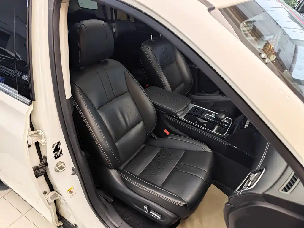 GAC Motor Trumpchi GS8 2020 — фото 33