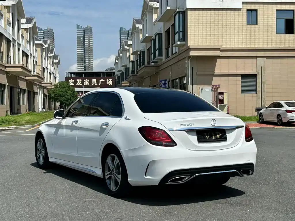 Mercedes-Benz C-Class 2019