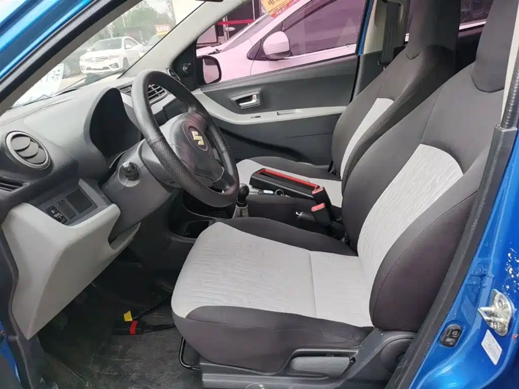 Suzuki Alto 2017 — фото 15