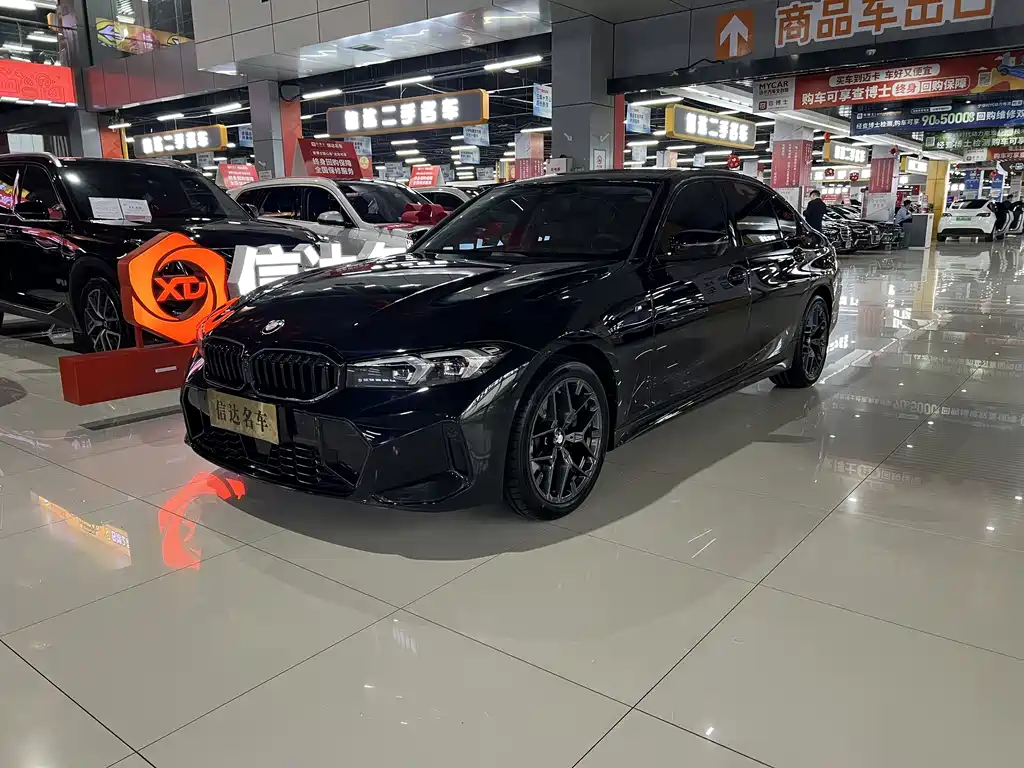 BMW 3 Series 2025 — фото 1