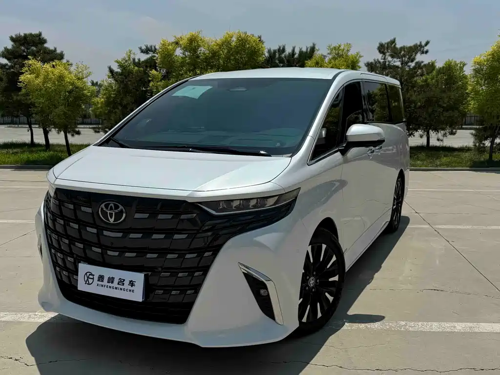 Toyota Alphard 2024