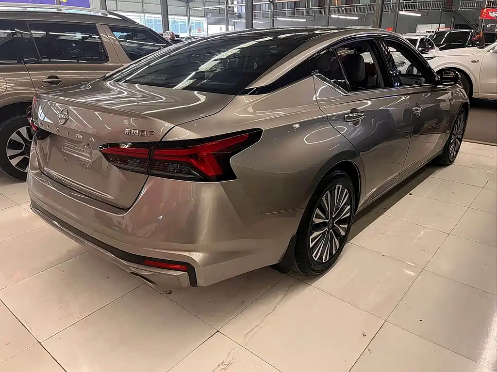 Nissan Teana 2023 — фото 10
