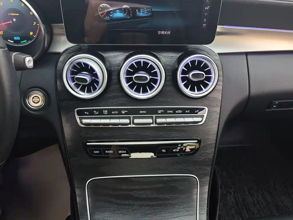 Mercedes-Benz C-Class 2019 — фото 14