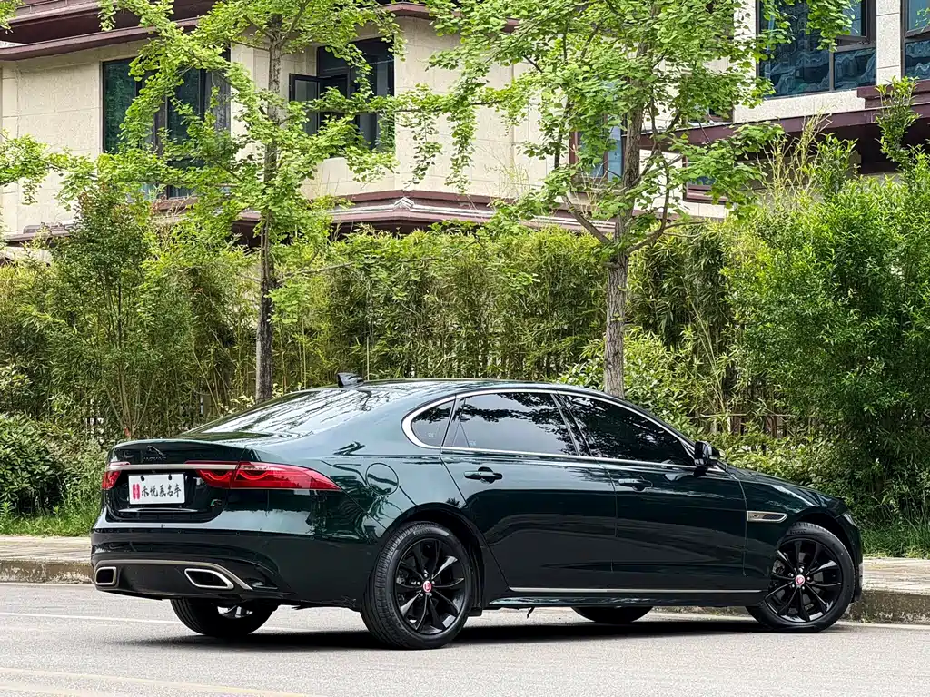 Jaguar XFL 2024 — фото 13