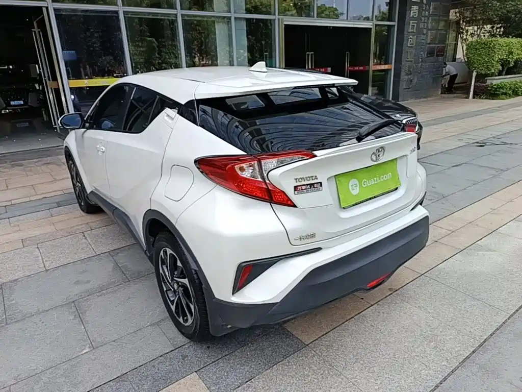 Toyota IZOA 2019 — фото 5