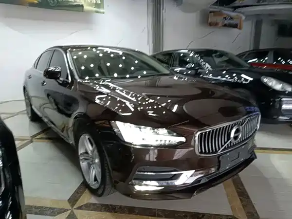 Volvo S90 2018