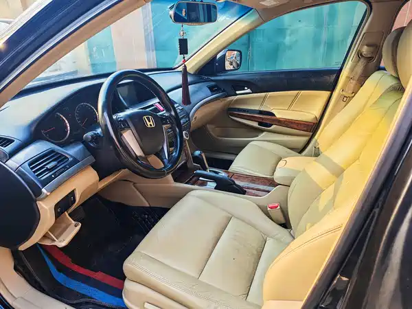 Honda Accord 2010
