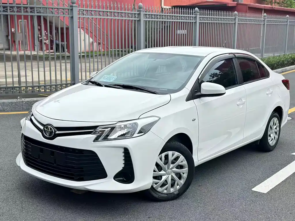 Toyota Vios 2022 — фото 3