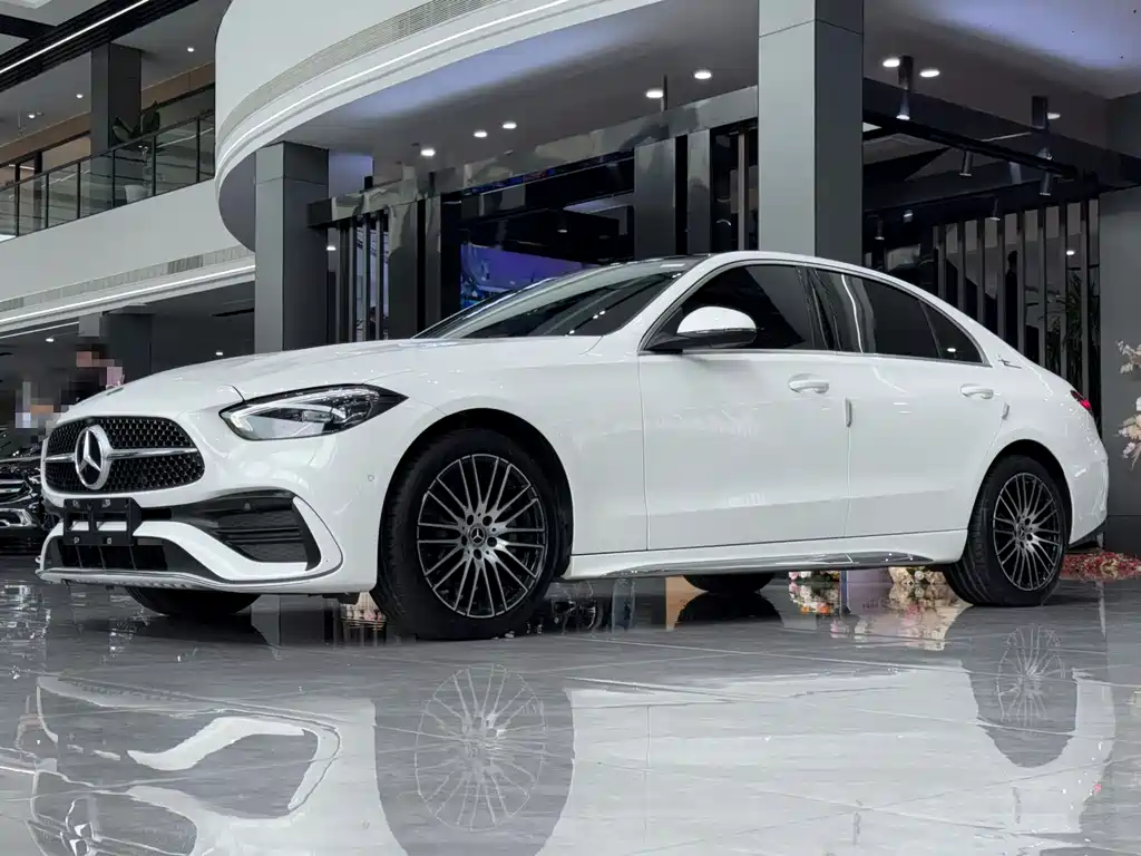 Mercedes-Benz C-Class 2021