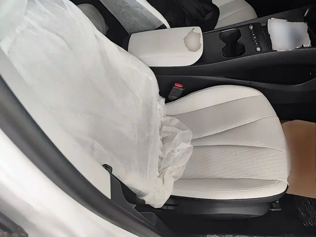 BYD Seal 05 DM-i 2026 — фото 20