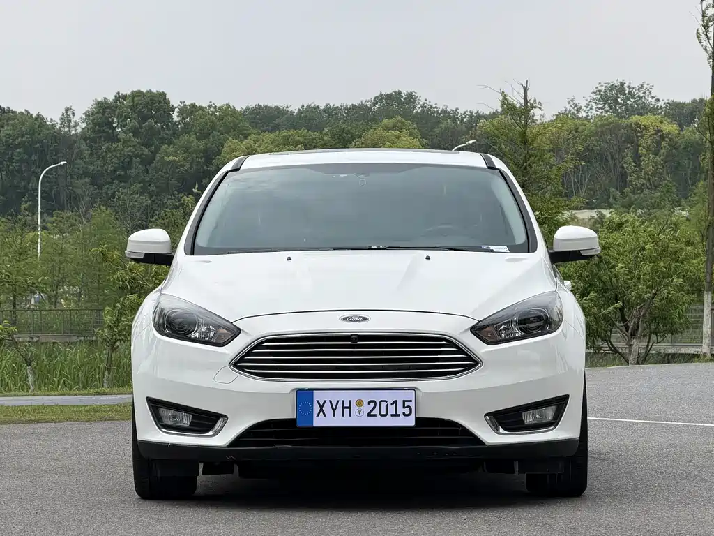 Ford Focus 2017 — фото 2