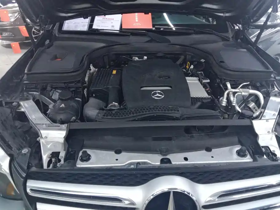 Mercedes-Benz GLC 2018 — фото 10