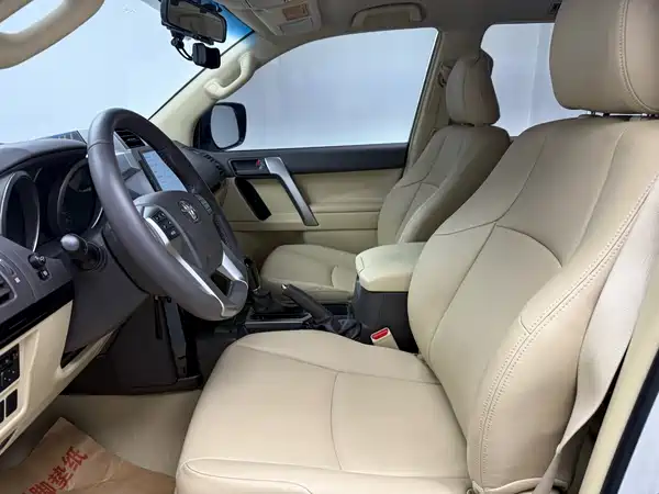 Toyota Prado 2015