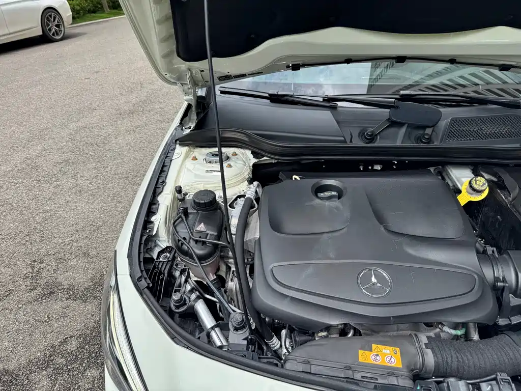Mercedes-Benz CLA 2017 — фото 33