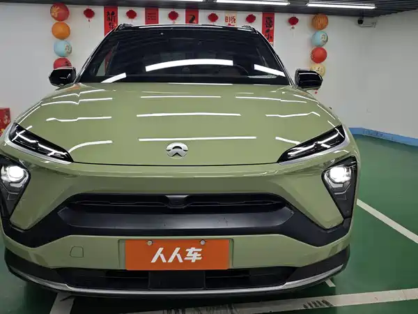 NIO ES6 2020