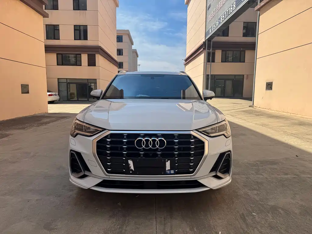 Audi Q3 2023