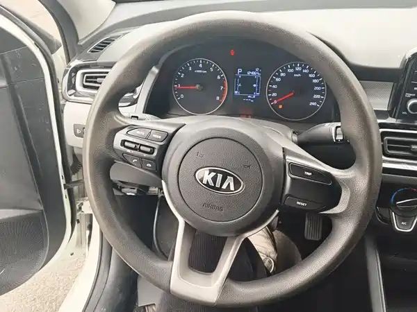 Kia Forte 2018