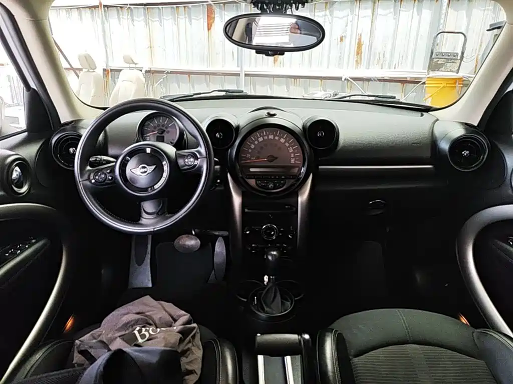 MINI Countryman 2015 — фото 10