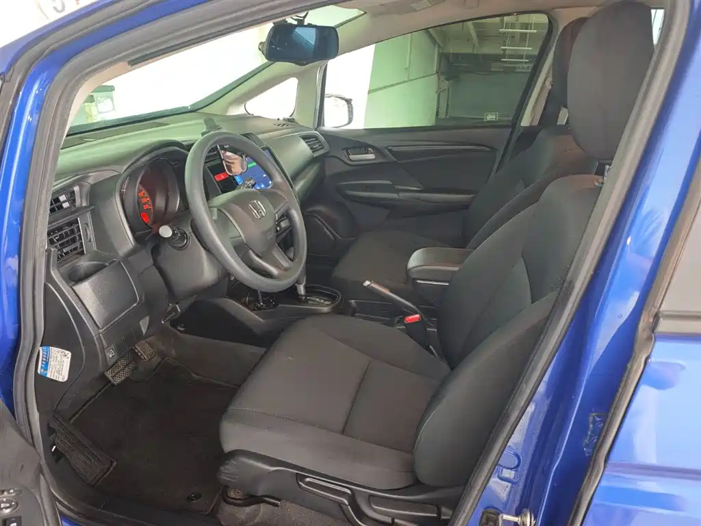Honda Fit 2016 — фото 8