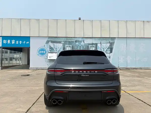 Porsche Macan 2022