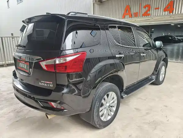 Isuzu Mu-X Shepherd 2024