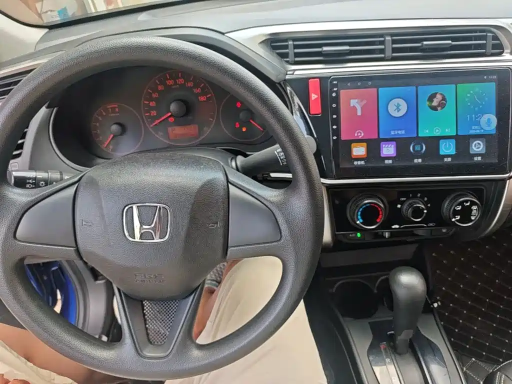 Honda City 2016 — фото 10