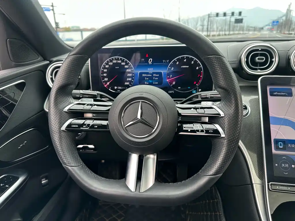 Mercedes-Benz C-Class 2022 — фото 16