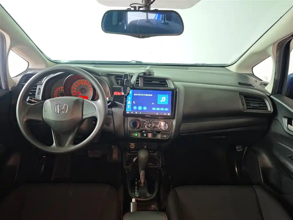Honda Fit 2016 — фото 5