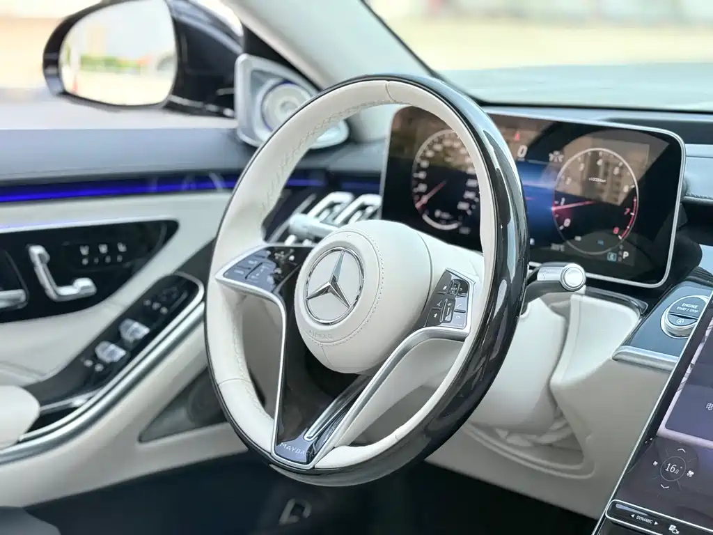 Mercedes-Benz S-Class 2025 — фото 9