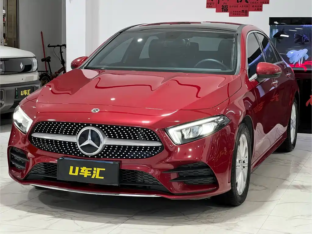 Mercedes-Benz A-Class 2022 — фото 1