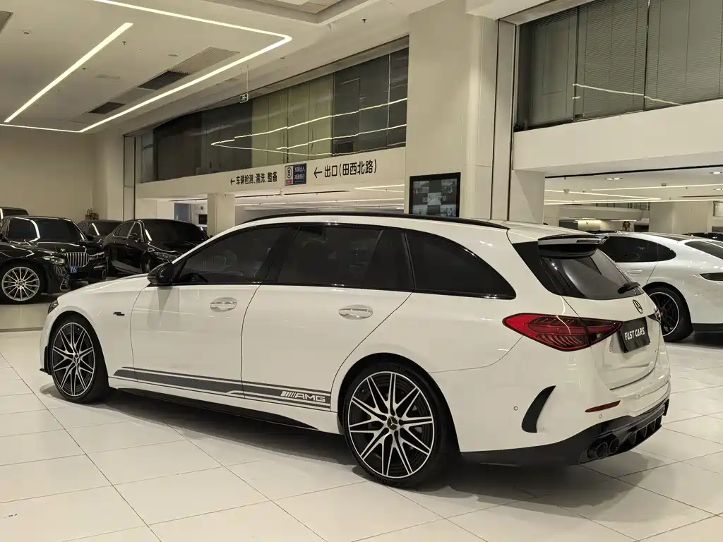 Mercedes-Benz C-Class AMG 2024 — фото 13