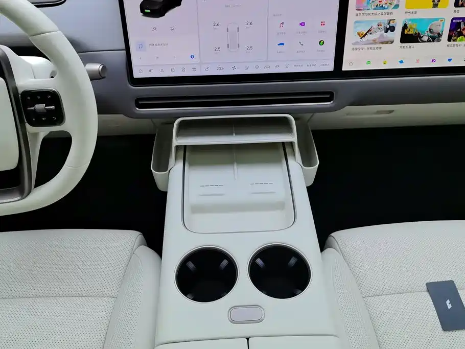 Li Auto i8 2025 — фото 16