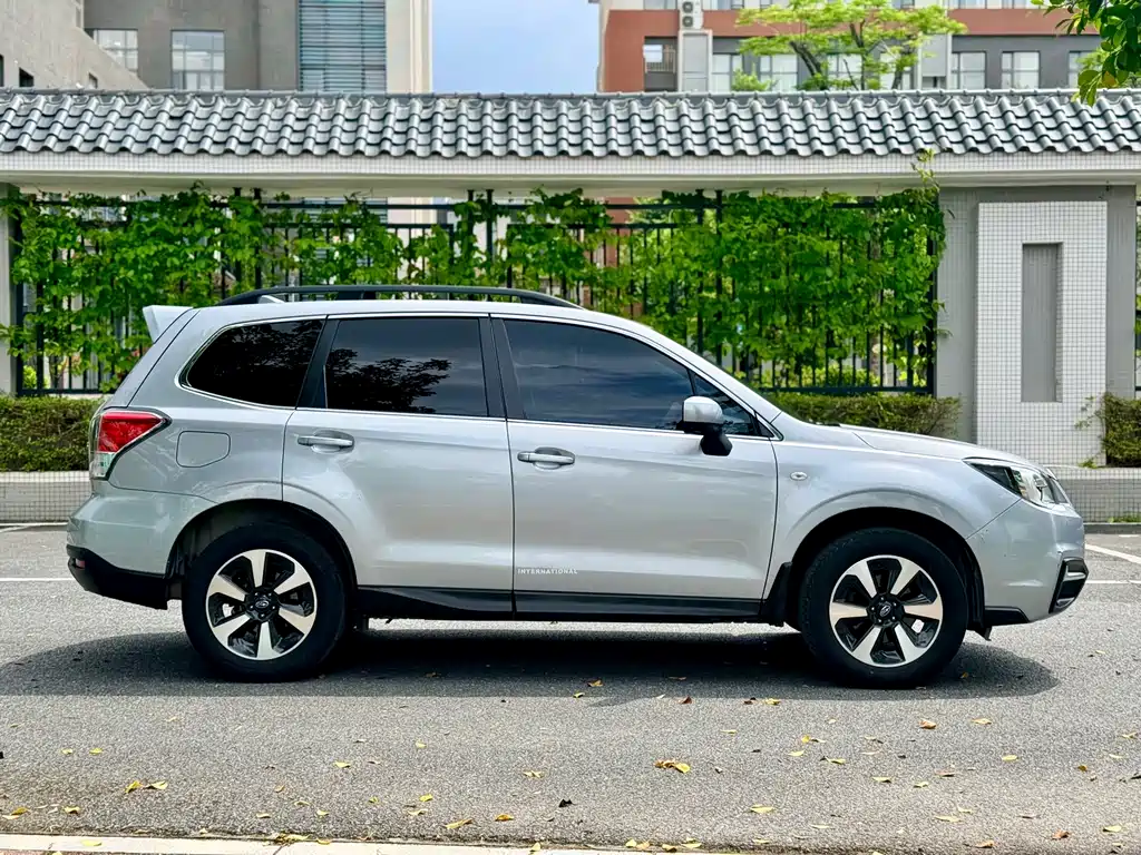 Subaru Forester 2017