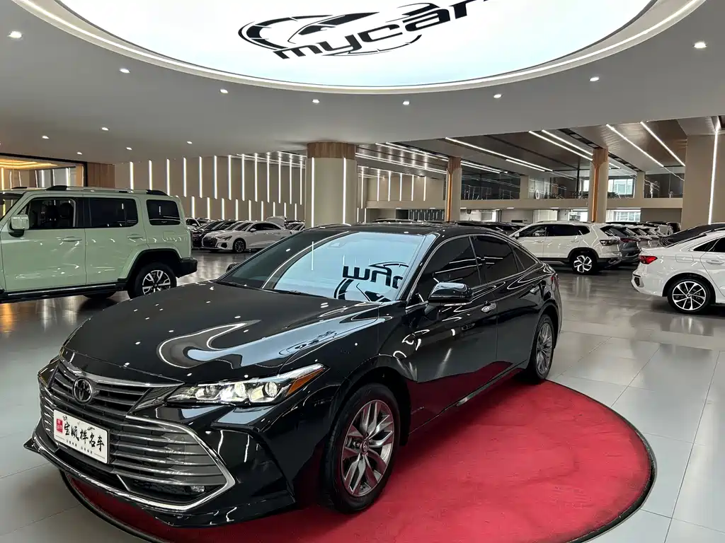 Toyota Avalon 2022 — фото 1