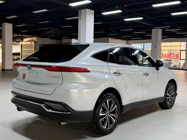 Toyota Harrier 2022