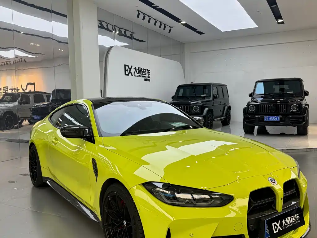 BMW M4 2023 — фото 2