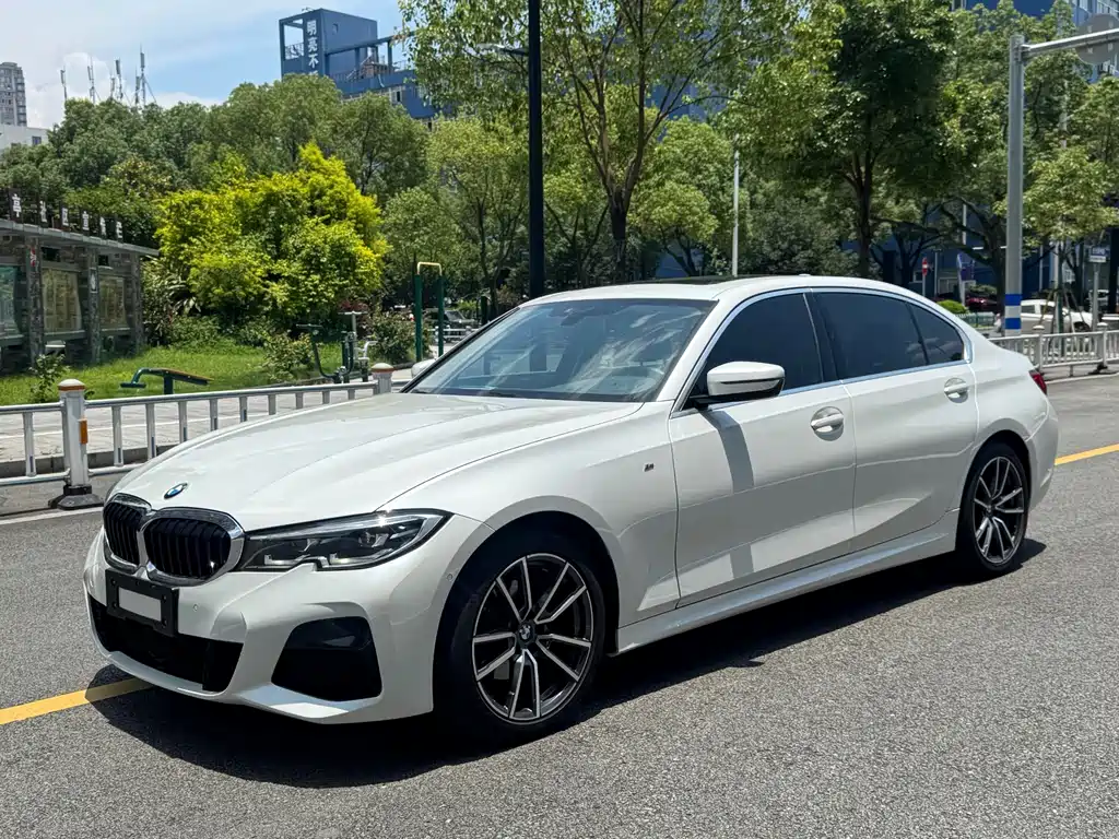 BMW 3 Series 2020
