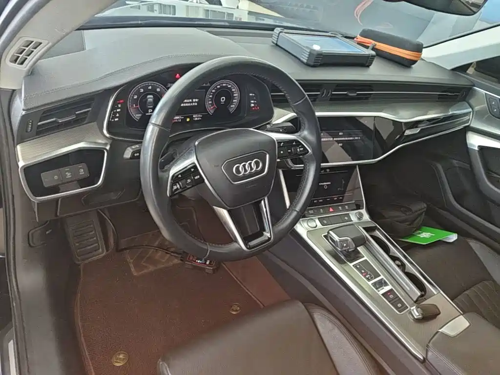 Audi A6L 2020 — фото 10