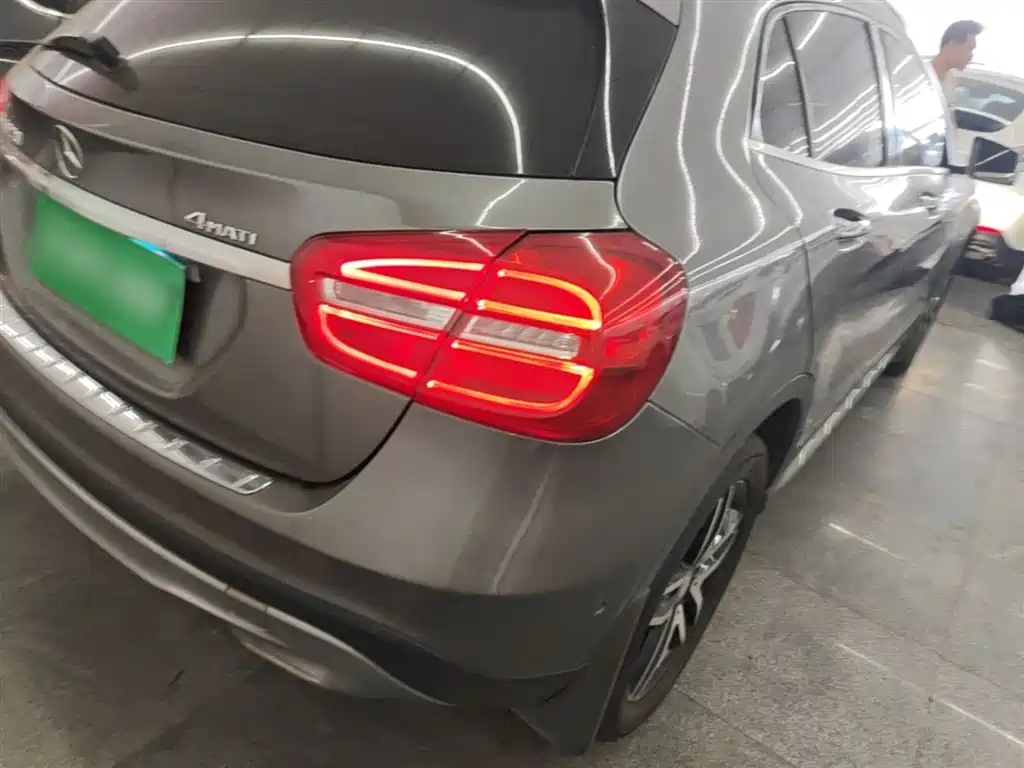 Mercedes-Benz GLA 2015 — фото 8