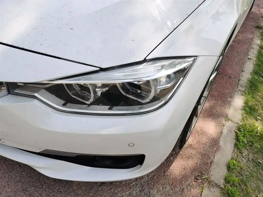 BMW 3 Series 2019 — фото 24